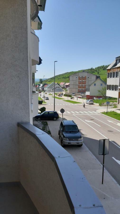 Apartments Jovana Žabljak エクステリア 写真