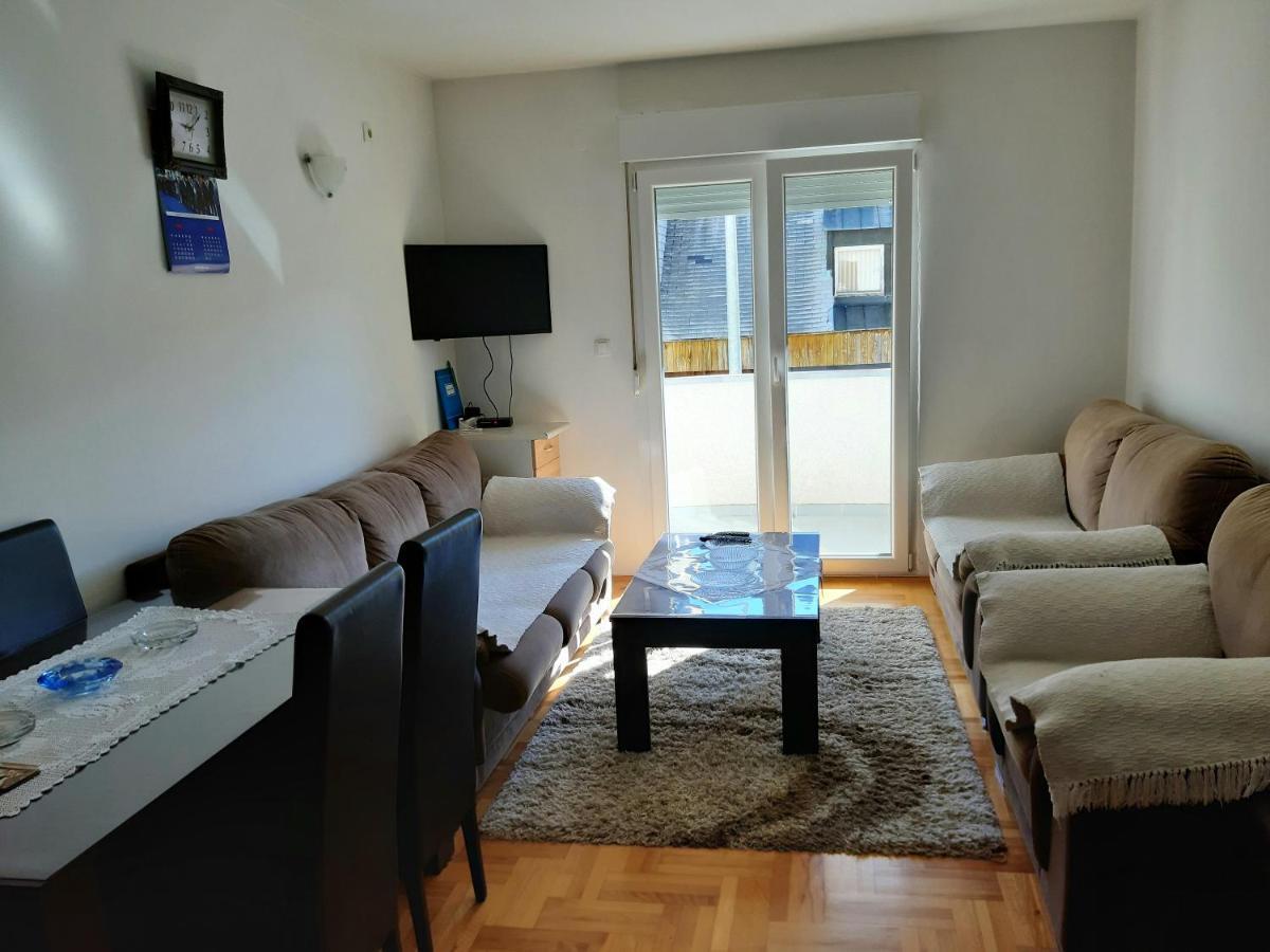 Apartments Jovana Žabljak エクステリア 写真